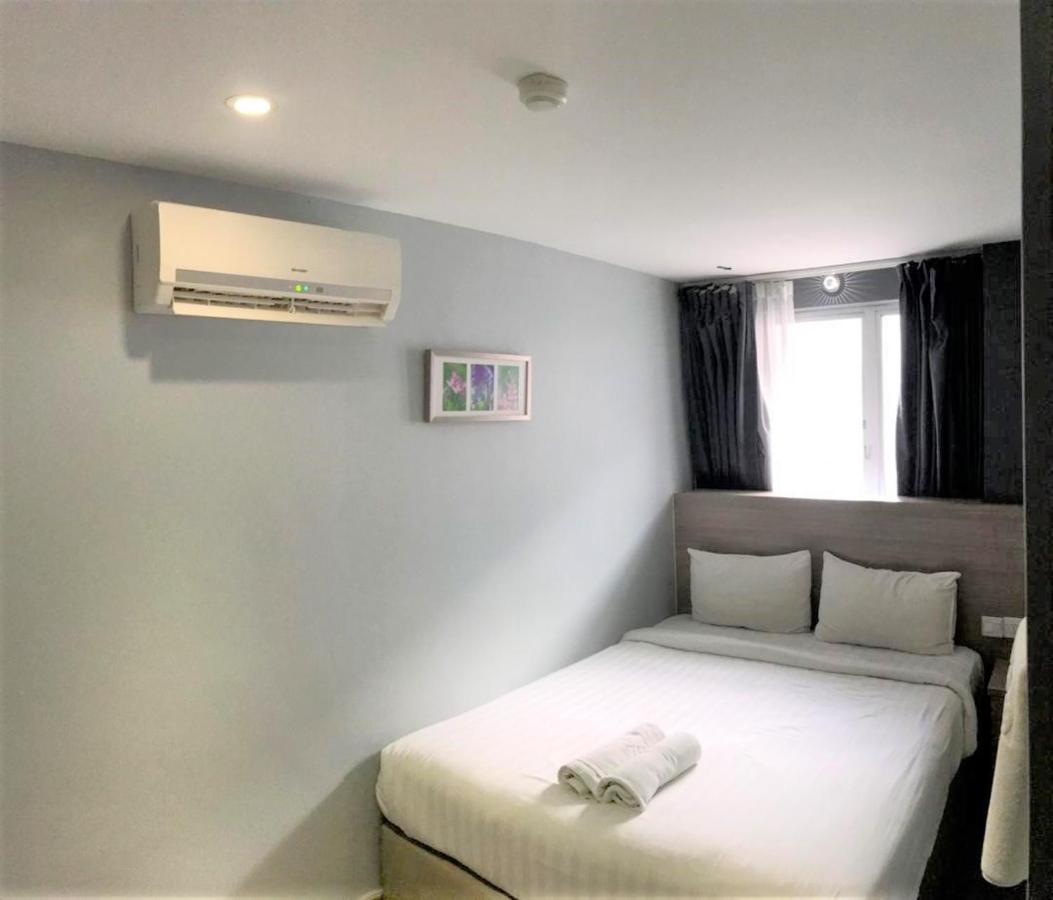 Hotel 99 Pusat Bandar Puchong Exterior photo