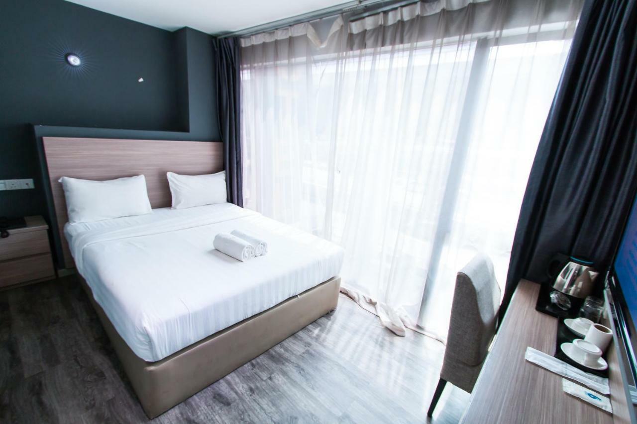 Hotel 99 Pusat Bandar Puchong Exterior photo